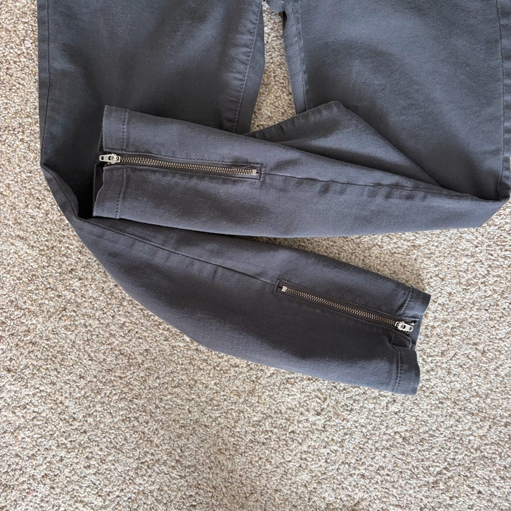 Knox Rose Charcoal Zippered Pants - Picture 5 of 7